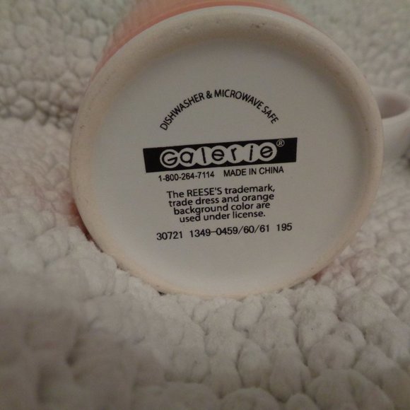 Reese's Coffee Mug - Picture 7 of 7